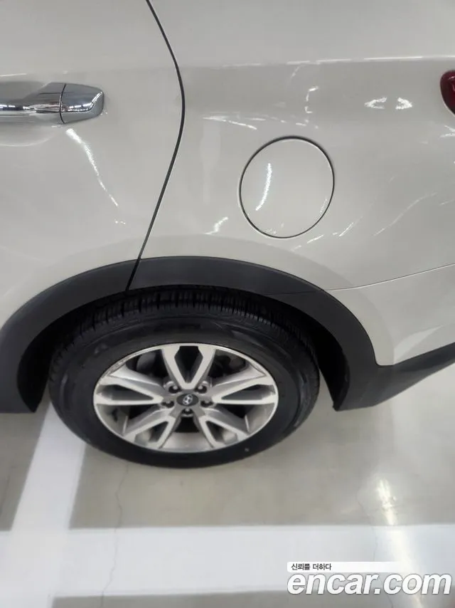 Hyundai Santa Fe 2014 thumb 5