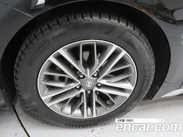 Hyundai Grandeur 2017 thumb 5