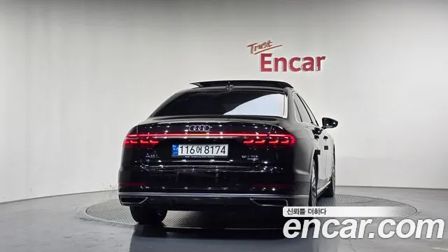 Audi A8 2021 thumb 4