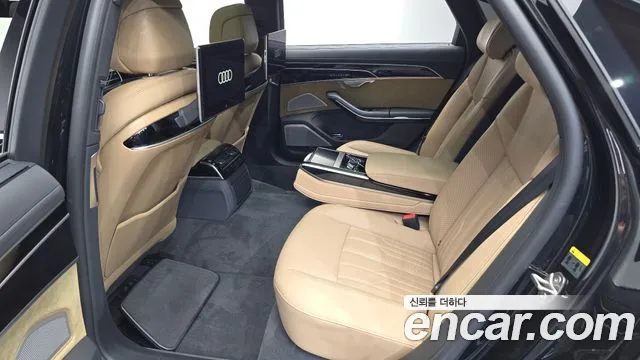 Audi A8 2021 thumb 11