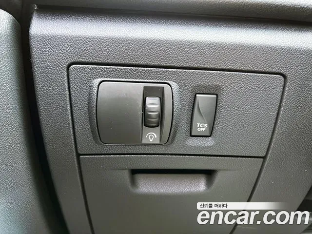 Renault-KoreaSamsung SM5 2015 thumb 7