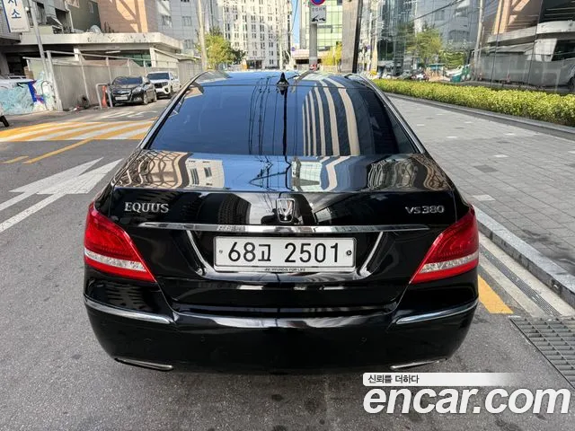 Hyundai Equus 2012 thumb 4