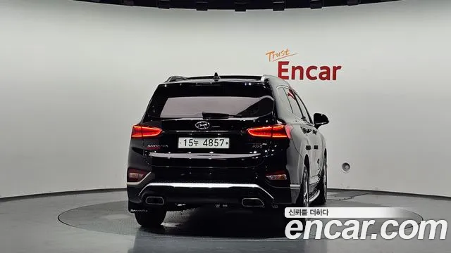 Hyundai Santa Fe 2019 thumb 3