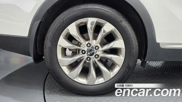 Kia Sorento 2017 thumb 5