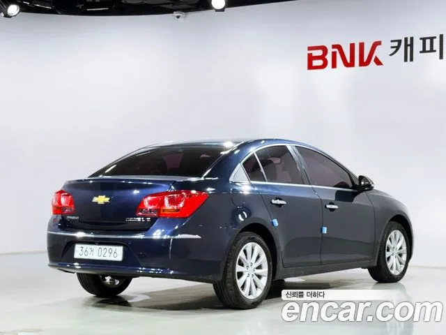 ChevroletGMDaewoo Cruze 2016 thumb 2