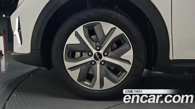 Kia Niro 2022 thumb 4