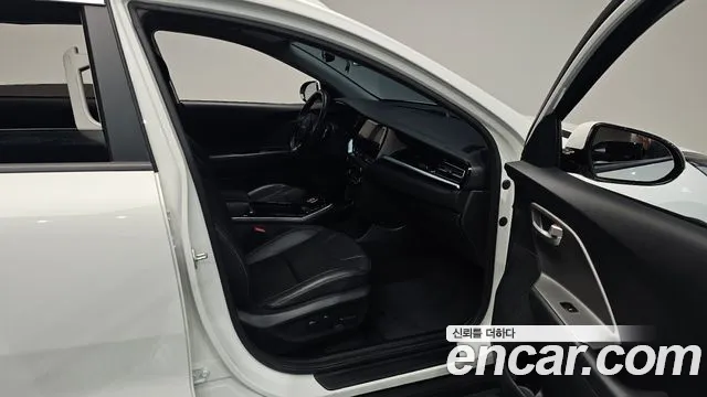 Kia Niro 2022 thumb 10
