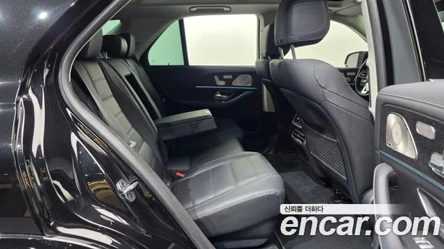 Mercedes-Benz GLE 2023 thumb 12