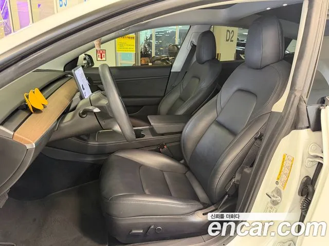 Tesla Model 3 2021 thumb 6