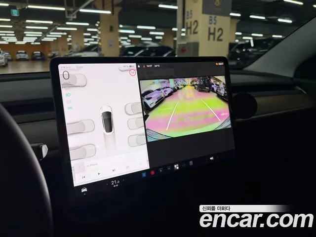 Tesla Model 3 2021 thumb 8