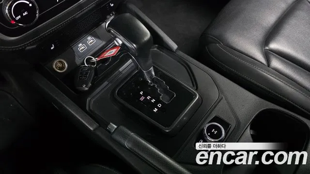 KG_Mobility_Ssangyong Rexton 2022 thumb 9