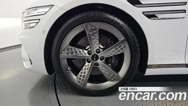 Genesis G80 2024 thumb 4