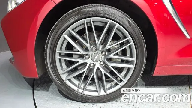 Genesis G70 2018 thumb 5