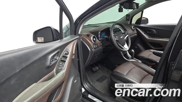 ChevroletGMDaewoo Tracker 2015 thumb 9