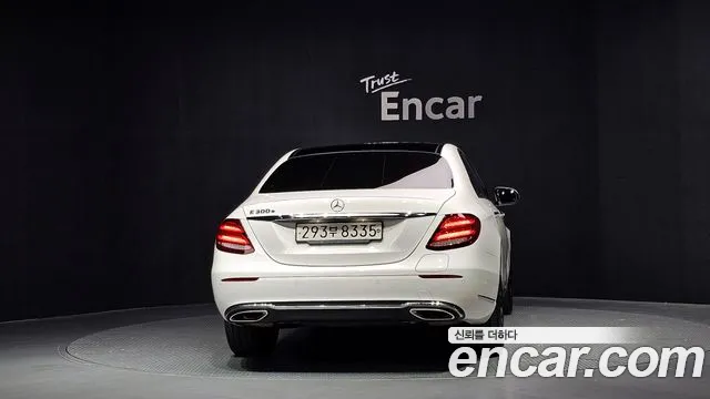 Mercedes-Benz E-Класс 2019 thumb 4