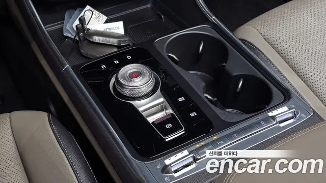 Kia Carnival 2024 thumb 8