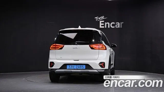 Kia Niro 2022 thumb 4
