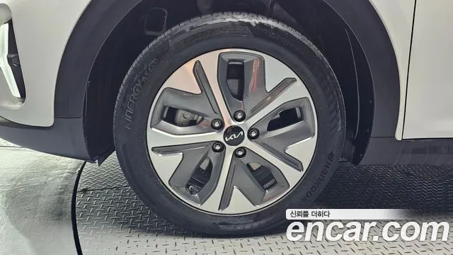 Kia Niro 2022 thumb 5