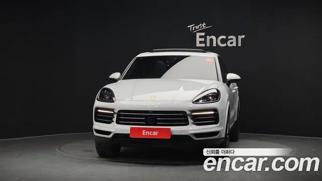 Porsche Cayenne 2019 thumb 3