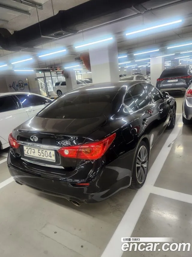 Infiniti Q50 2015 thumb 2