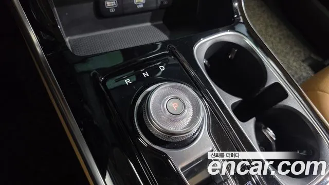 Kia Carnival 2022 thumb 9