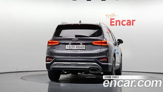 Hyundai Santa Fe 2020 thumb 4