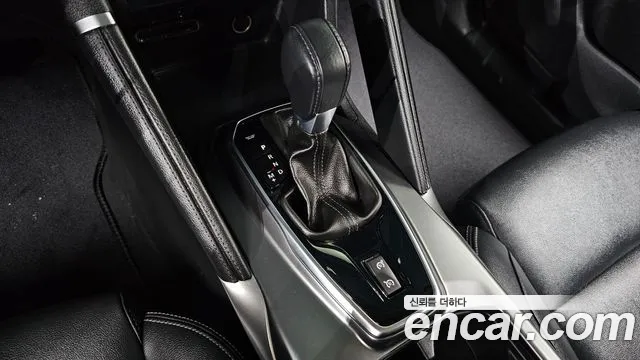 Renault-KoreaSamsung Koleos 2018 thumb 9