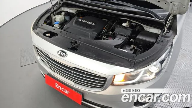 Kia Carnival 2014 thumb 6