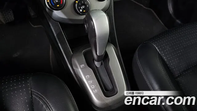 ChevroletGMDaewoo Aveo 2017 thumb 9