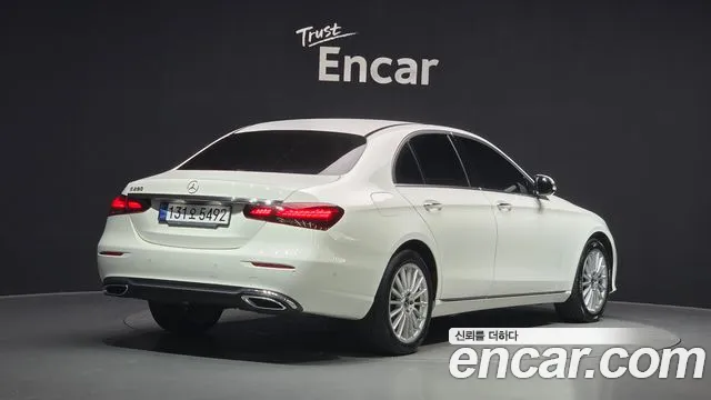 Mercedes-Benz E-Класс 2021 thumb 2