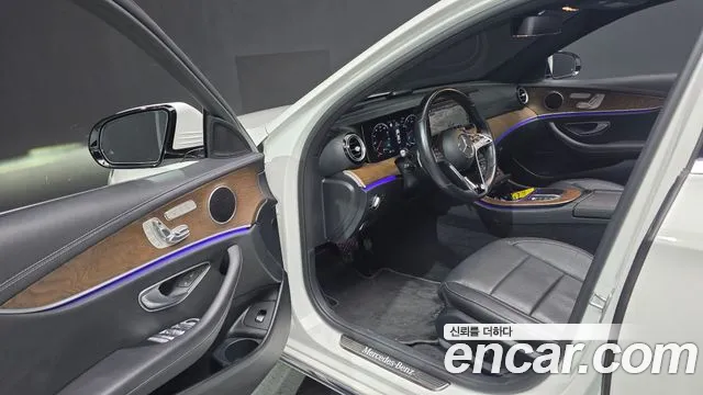 Mercedes-Benz E-Класс 2021 thumb 10