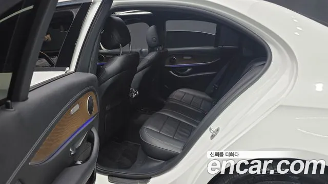 Mercedes-Benz E-Класс 2021 thumb 11