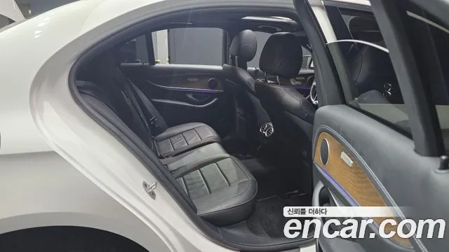 Mercedes-Benz E-Класс 2021 thumb 12