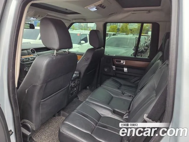 Land Rover Discovery 2010 thumb 6