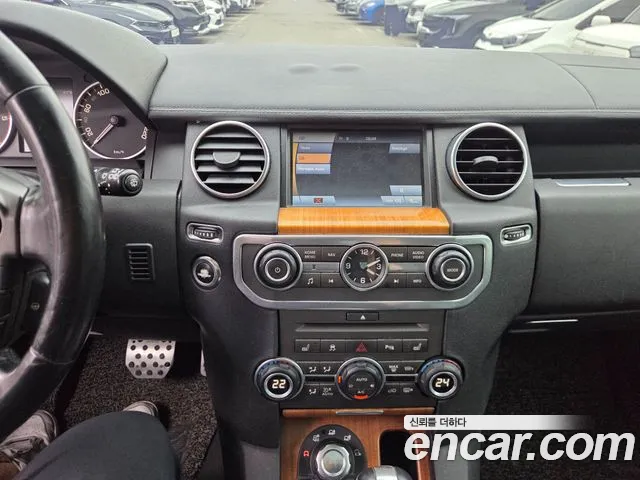 Land Rover Discovery 2010 thumb 9