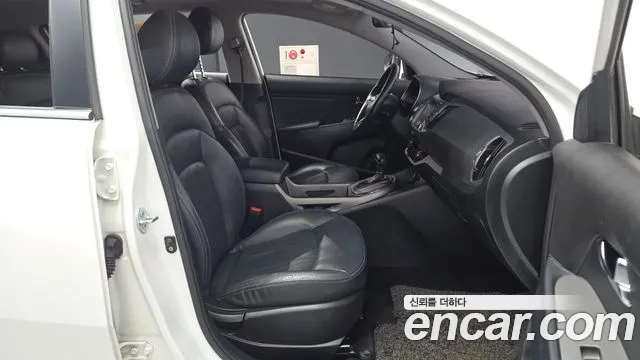 Kia Sportage 2014 thumb 10