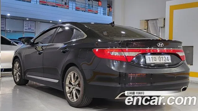 Hyundai Grandeur 2014 thumb 6