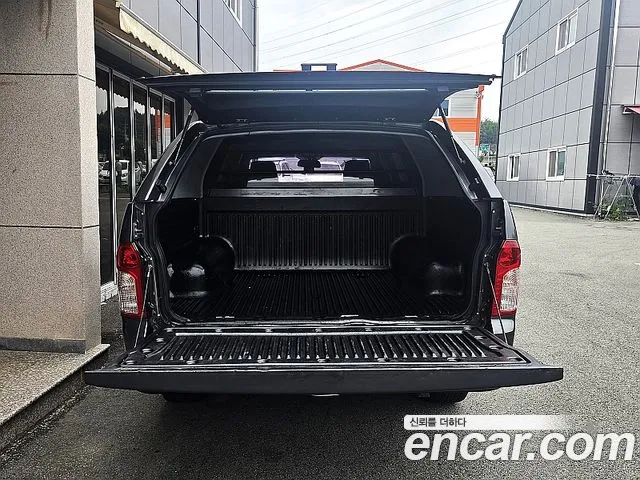 KG_Mobility_Ssangyong KORANDO 2017 thumb 5