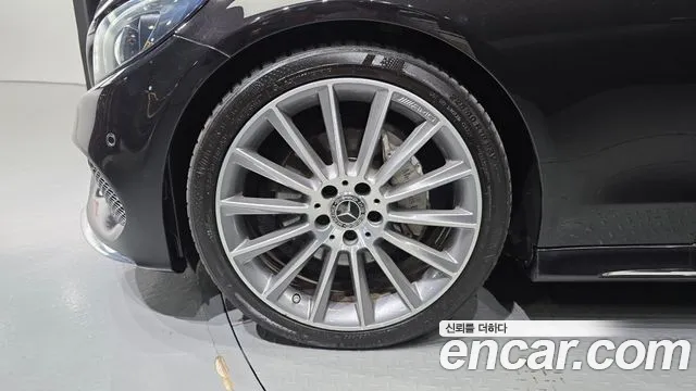 Mercedes-Benz C-Класс 2018 thumb 5