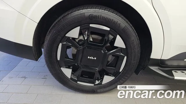 Kia Carnival 2024 thumb 5