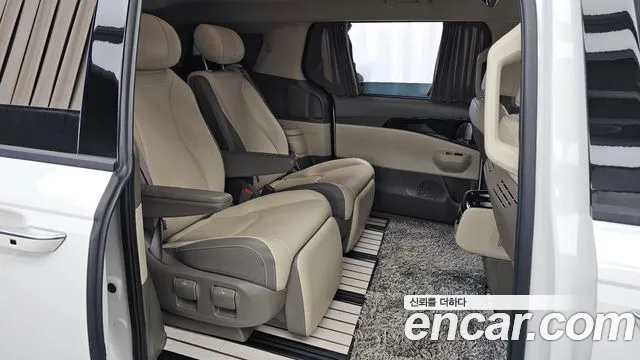 Kia Carnival 2024 thumb 12