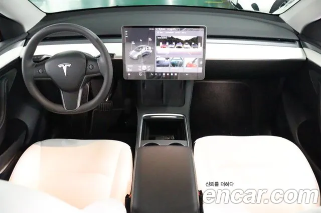 Tesla Model Y 2023 thumb 6