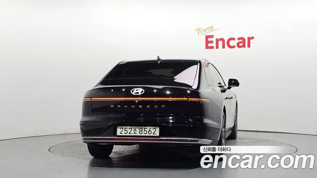 Hyundai Grandeur 2023 thumb 4