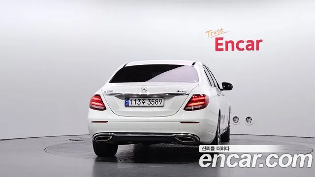Mercedes-Benz E-Класс 2019 thumb 4