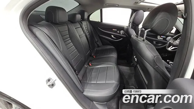Mercedes-Benz E-Класс 2019 thumb 11