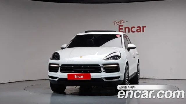 Porsche Cayenne 2021 thumb 3