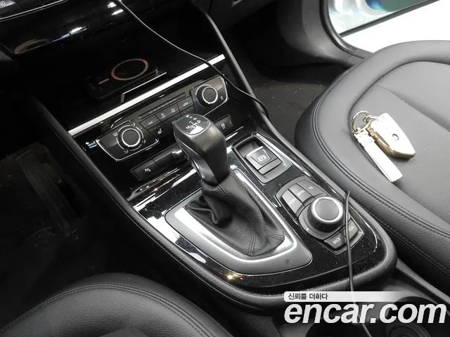 BMW 2-Series 2015 thumb 9