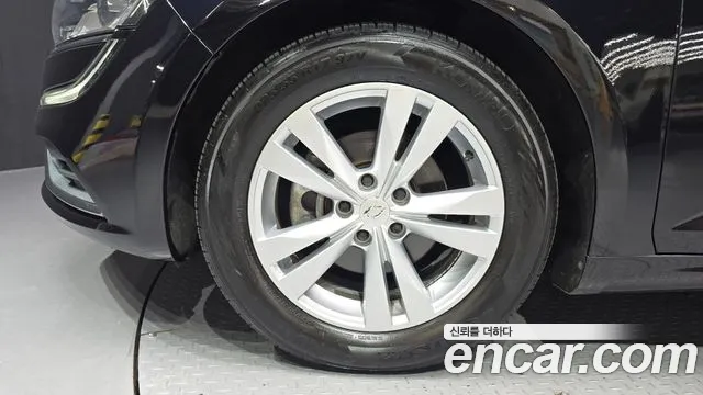 Renault-KoreaSamsung Megane 2016 thumb 5
