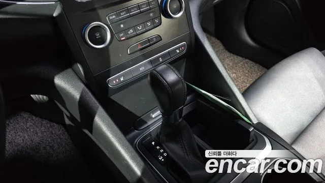 Renault-KoreaSamsung Megane 2016 thumb 9