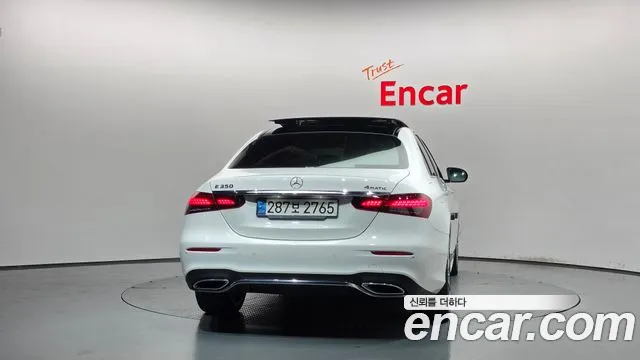 Mercedes-Benz E-Класс 2021 thumb 4